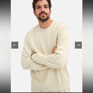 Mate the Label Men’s Organic Fleece Crew Neck Sweatshirt in cream/natural. XL